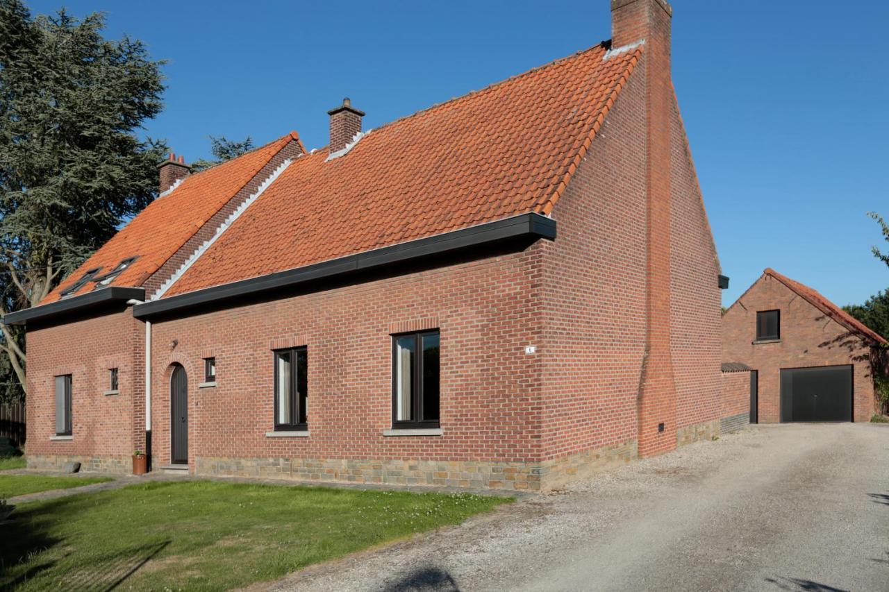 Huisje Van De Meentocht Rumst Exterior foto